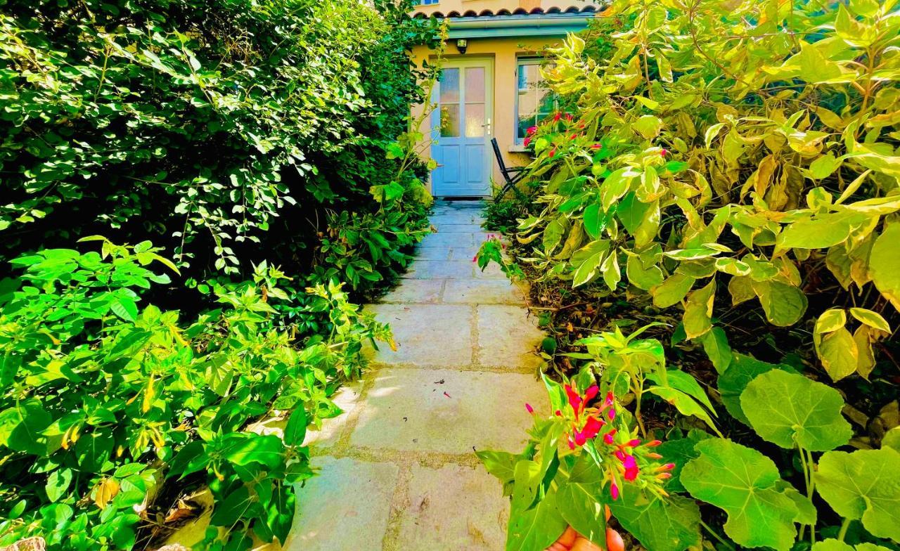 La Petite Maison Dans La Croix Rousse リヨン エクステリア 写真